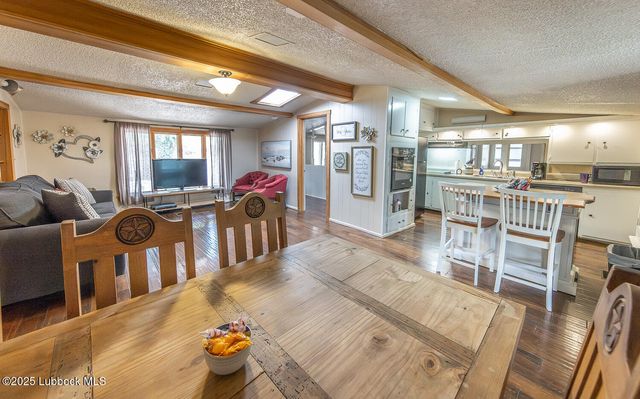 585 Comanche Drive, Buffalo Springs, TX 79404