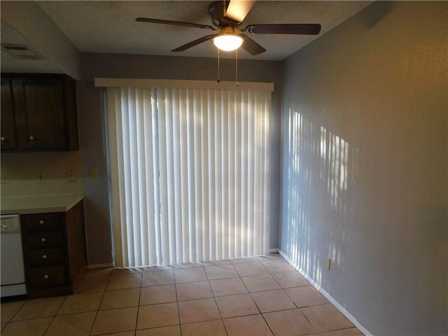 1402 Barbergale ST A, Pflugerville, TX 78660