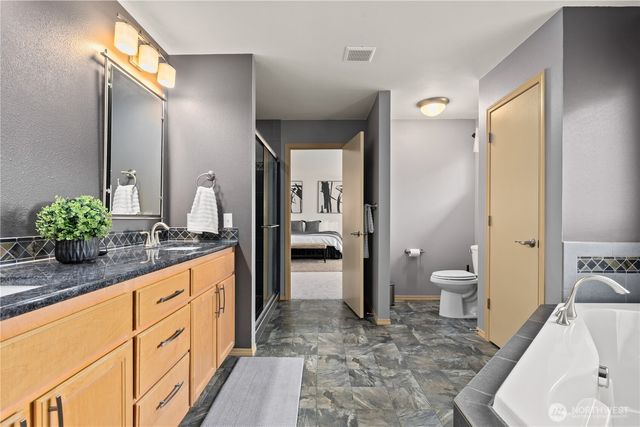 23236 SE 262nd Court, Maple Valley, WA 98038
