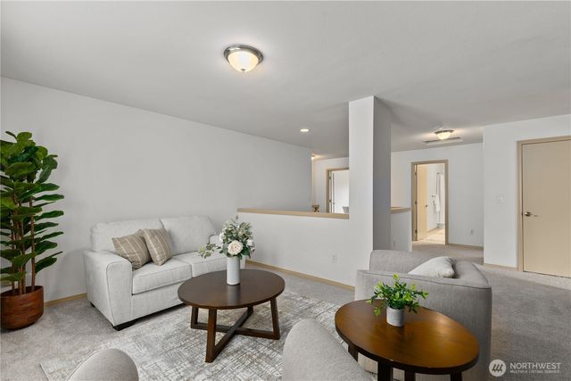 23236 SE 262nd Court, Maple Valley, WA 98038