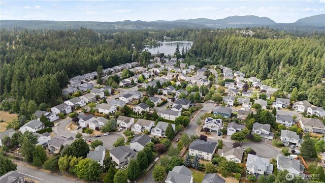 23236 SE 262nd Court, Maple Valley, WA 98038
