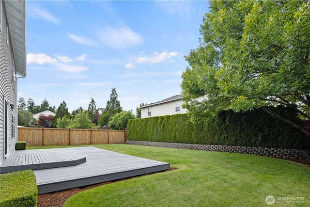 23236 SE 262nd Court, Maple Valley, WA 98038