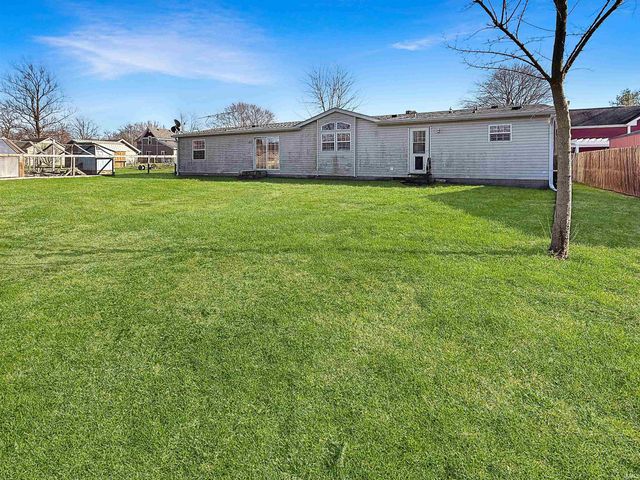 6810 Monroe Street, Stockwell, IN 47983