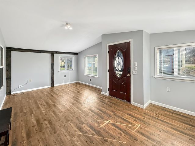 6810 Monroe Street, Stockwell, IN 47983