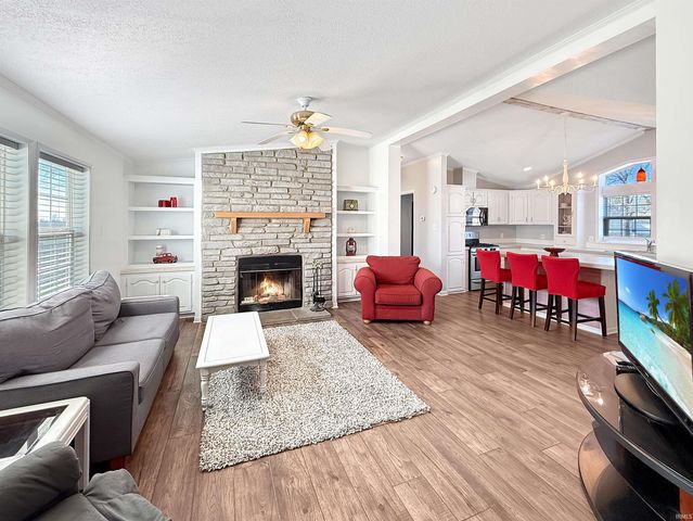 6810 Monroe Street, Stockwell, IN 47983