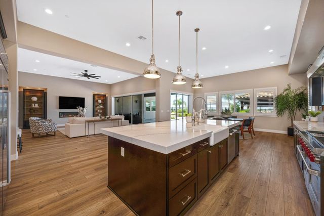 4031 Whitney Vista Ln, Rocklin, CA 95677