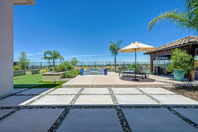 4031 Whitney Vista Ln, Rocklin, CA 95677