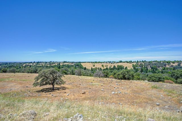 4031 Whitney Vista Ln, Rocklin, CA 95677