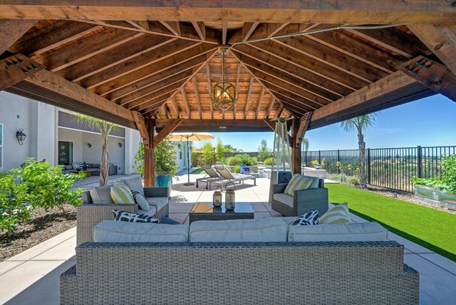 4031 Whitney Vista Ln, Rocklin, CA 95677