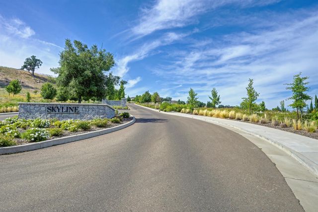 4031 Whitney Vista Ln, Rocklin, CA 95677