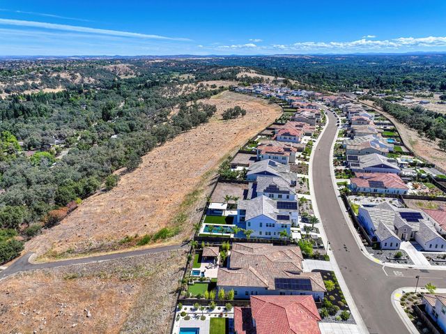 4031 Whitney Vista Ln, Rocklin, CA 95677