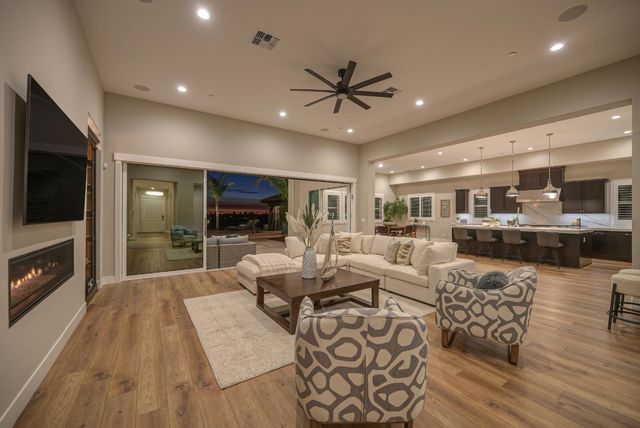 4031 Whitney Vista Ln, Rocklin, CA 95677