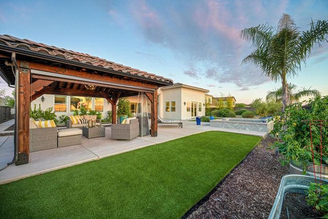 4031 Whitney Vista Ln, Rocklin, CA 95677