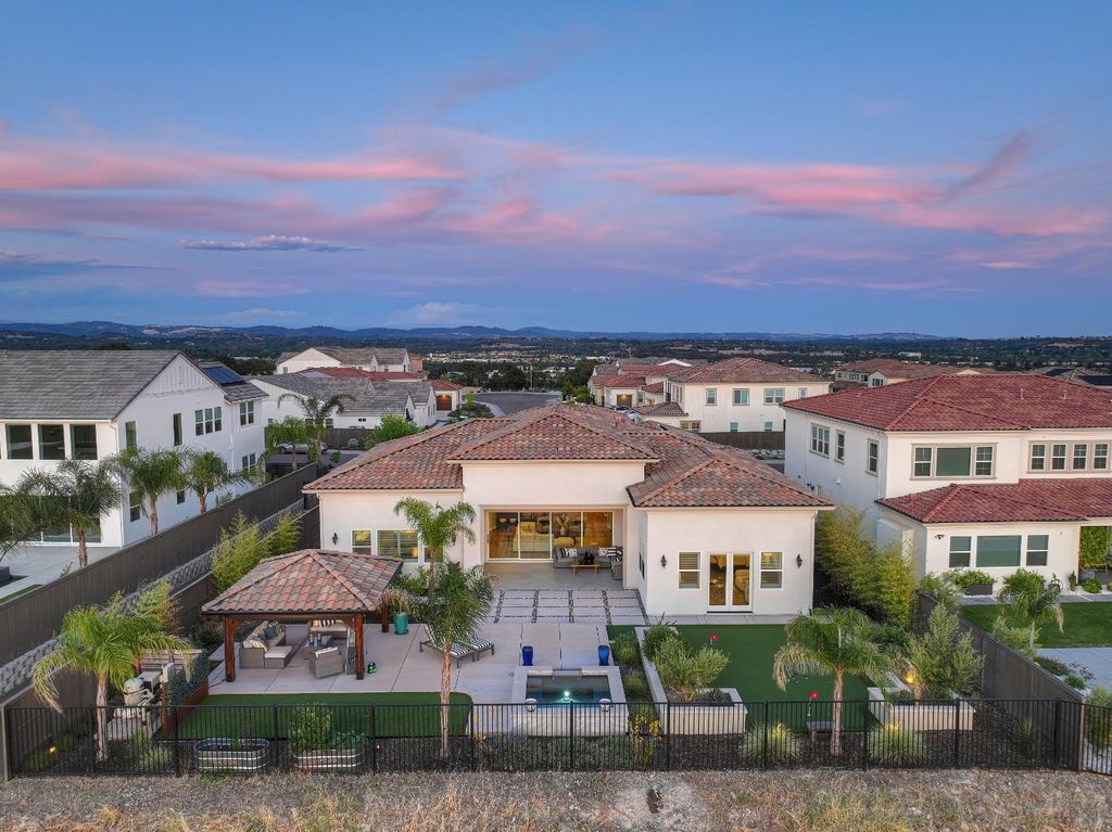 4031 Whitney Vista Ln, Rocklin, CA 95677