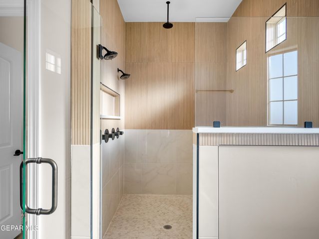 1910 Concho Court, El Paso, TX 79911