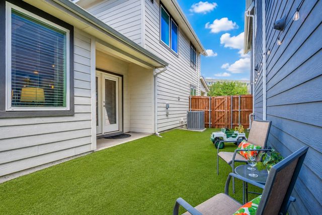 1520 Jackson Street, Carrollton, TX 75006
