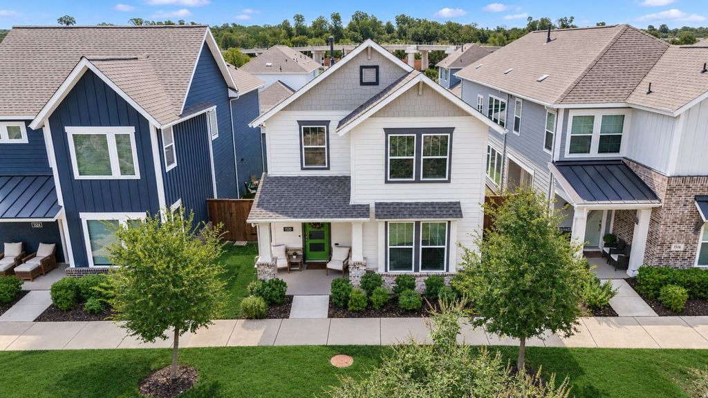 1520 Jackson Street, Carrollton, TX 75006