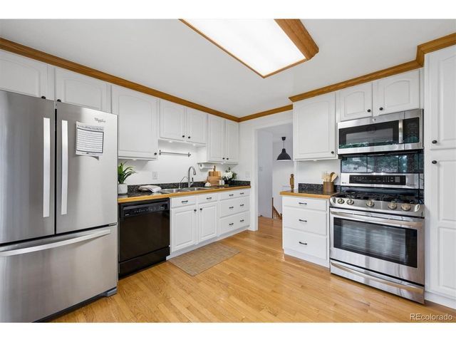 13805 W 67th Pl, Arvada, CO 80004