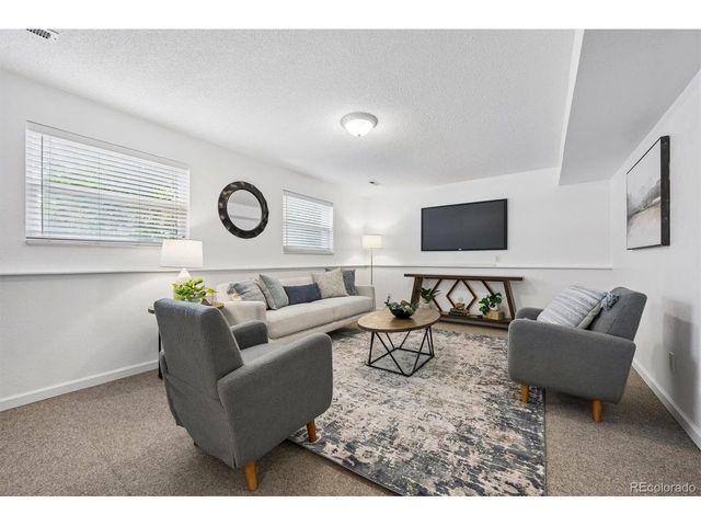 13805 W 67th Pl, Arvada, CO 80004