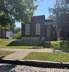 4620 Michigan Avenue, St Louis, MO 63111
