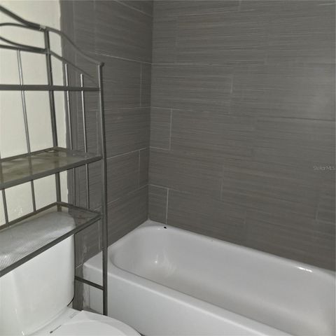 922 LAKE DESTINY ROAD F, Altamonte Springs, FL 32714