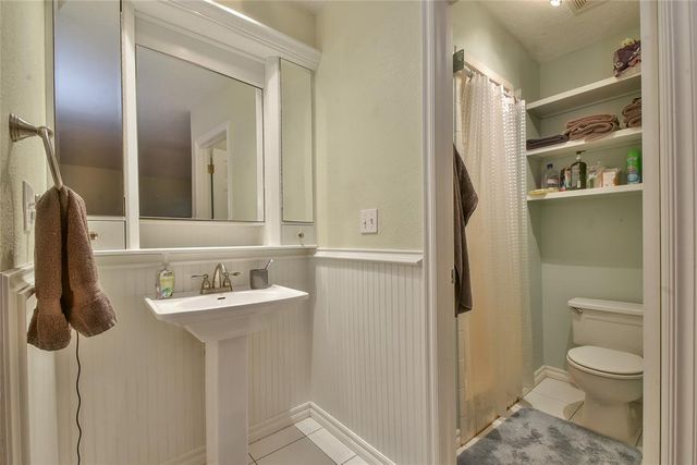 3210 Rambling Oaks Drive, Norman, OK 73072