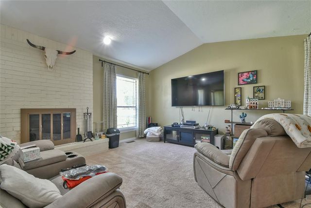 3210 Rambling Oaks Drive, Norman, OK 73072