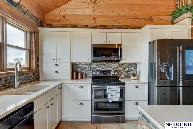 7457 Windhill Lane, Blair, NE 68008