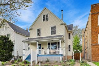 1811 Greenwood Street, Evanston, IL 60201