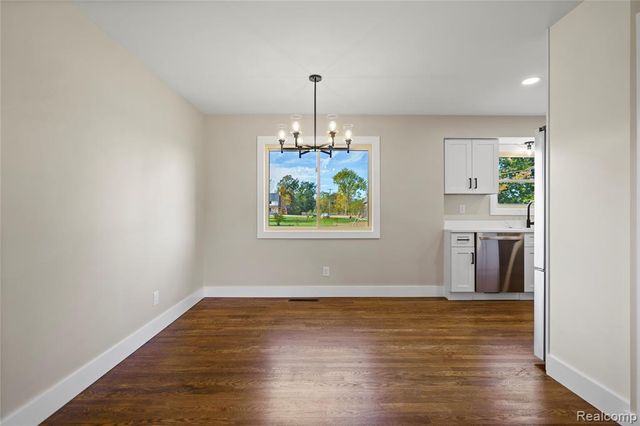 10030 Shadybrook Lane, Grand Blanc, MI 48439