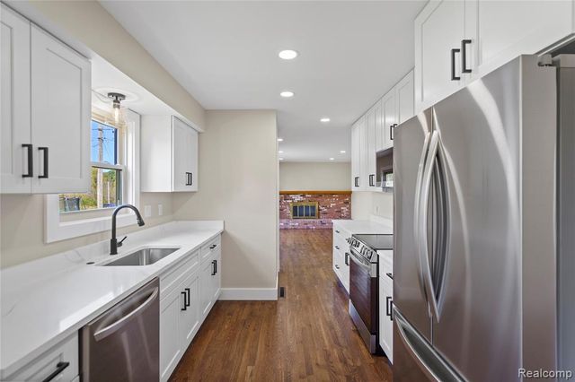 10030 Shadybrook Lane, Grand Blanc, MI 48439