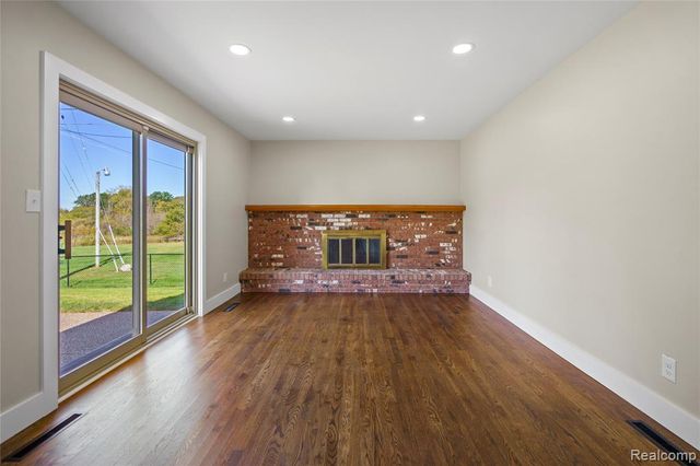 10030 Shadybrook Lane, Grand Blanc, MI 48439