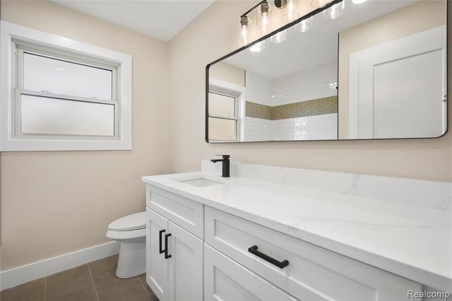 10030 Shadybrook Lane, Grand Blanc, MI 48439