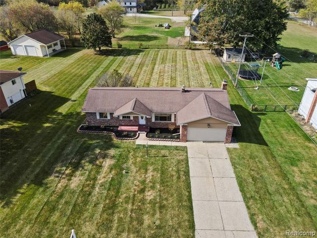 10030 Shadybrook Lane, Grand Blanc, MI 48439