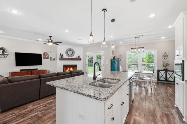 64 Hargrove Road, Greenbrier, AR 72058