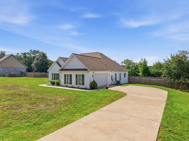 64 Hargrove Road, Greenbrier, AR 72058