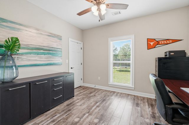 64 Hargrove Road, Greenbrier, AR 72058