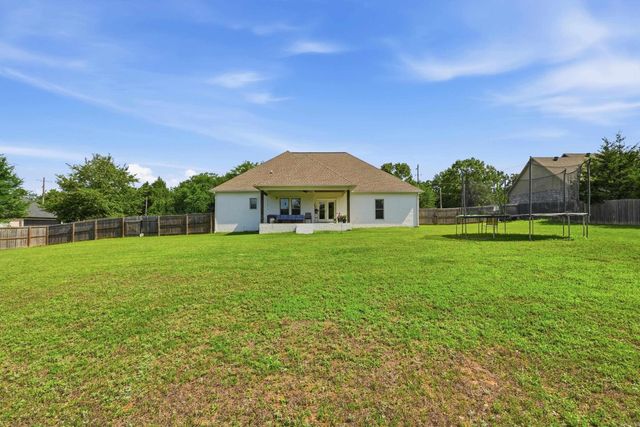 64 Hargrove Road, Greenbrier, AR 72058