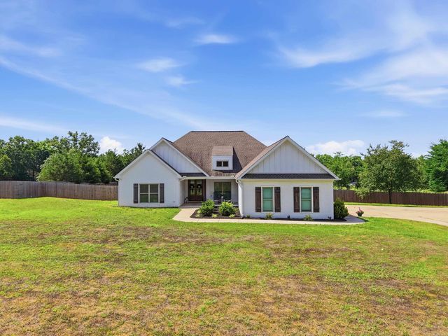 64 Hargrove Road, Greenbrier, AR 72058