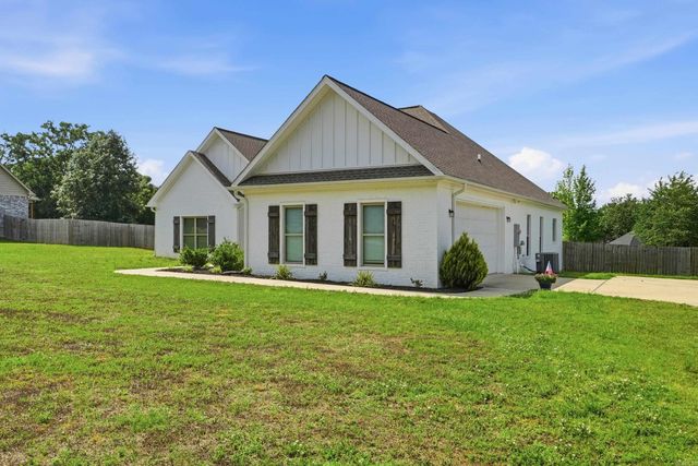 64 Hargrove Road, Greenbrier, AR 72058