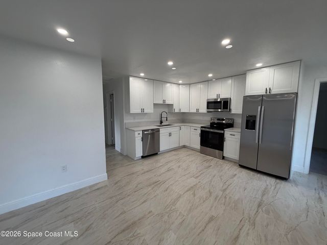 2391 Burns Avenue, Melbourne, FL 32935