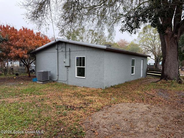 2391 Burns Avenue, Melbourne, FL 32935