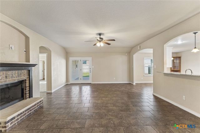 3704 E Appalachian Trail, Killeen, TX 76549