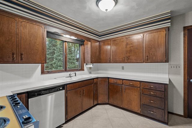 2286 Shiawasee Lane, Stevensville, MI 49127