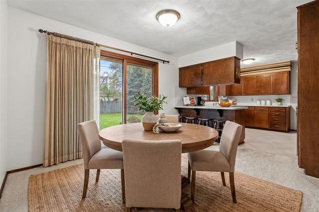 2286 Shiawasee Lane, Stevensville, MI 49127