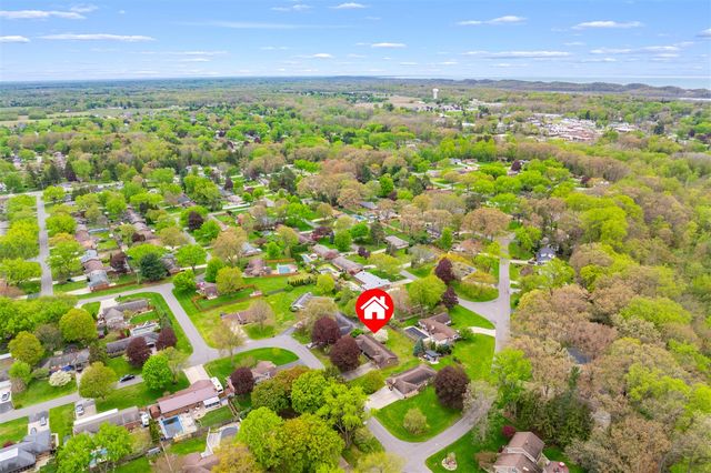 2286 Shiawasee Lane, Stevensville, MI 49127