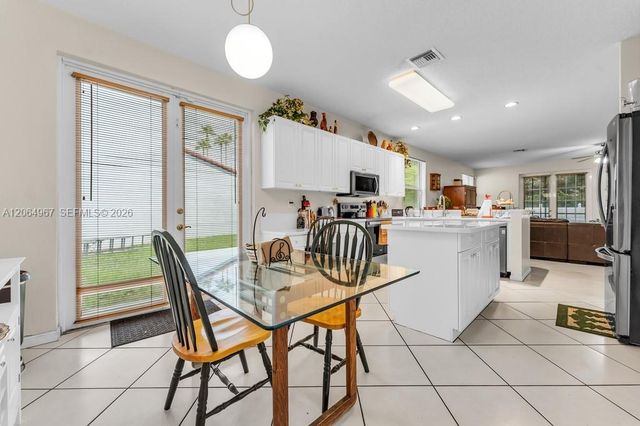 15887 NW 11th Street, Pembroke Pines, FL 33028