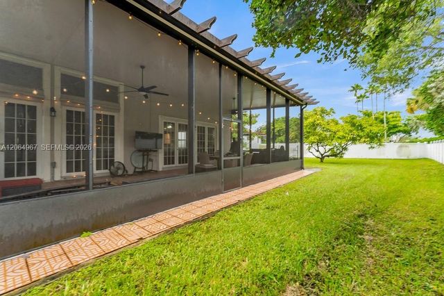 15887 NW 11th Street, Pembroke Pines, FL 33028