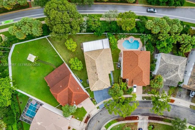 15887 NW 11th Street, Pembroke Pines, FL 33028
