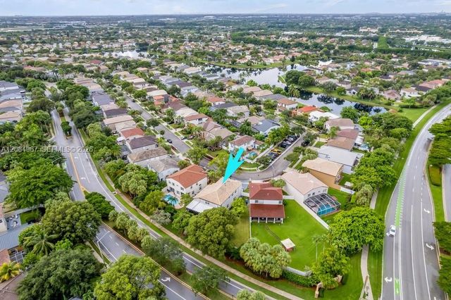 15887 NW 11th Street, Pembroke Pines, FL 33028